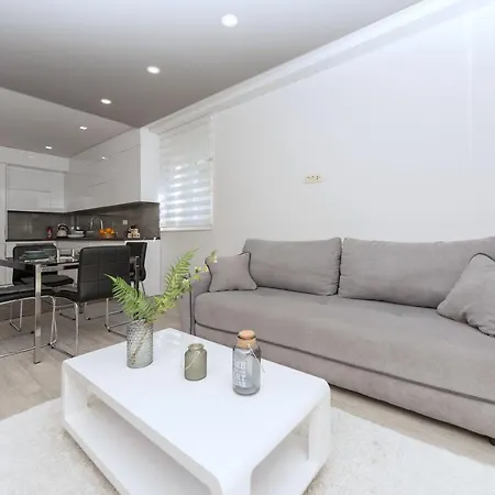 Apartment Masson