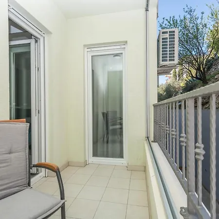 Masson Apartment *